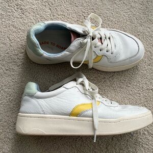 Soludos white lace up leather shoes size 7.5